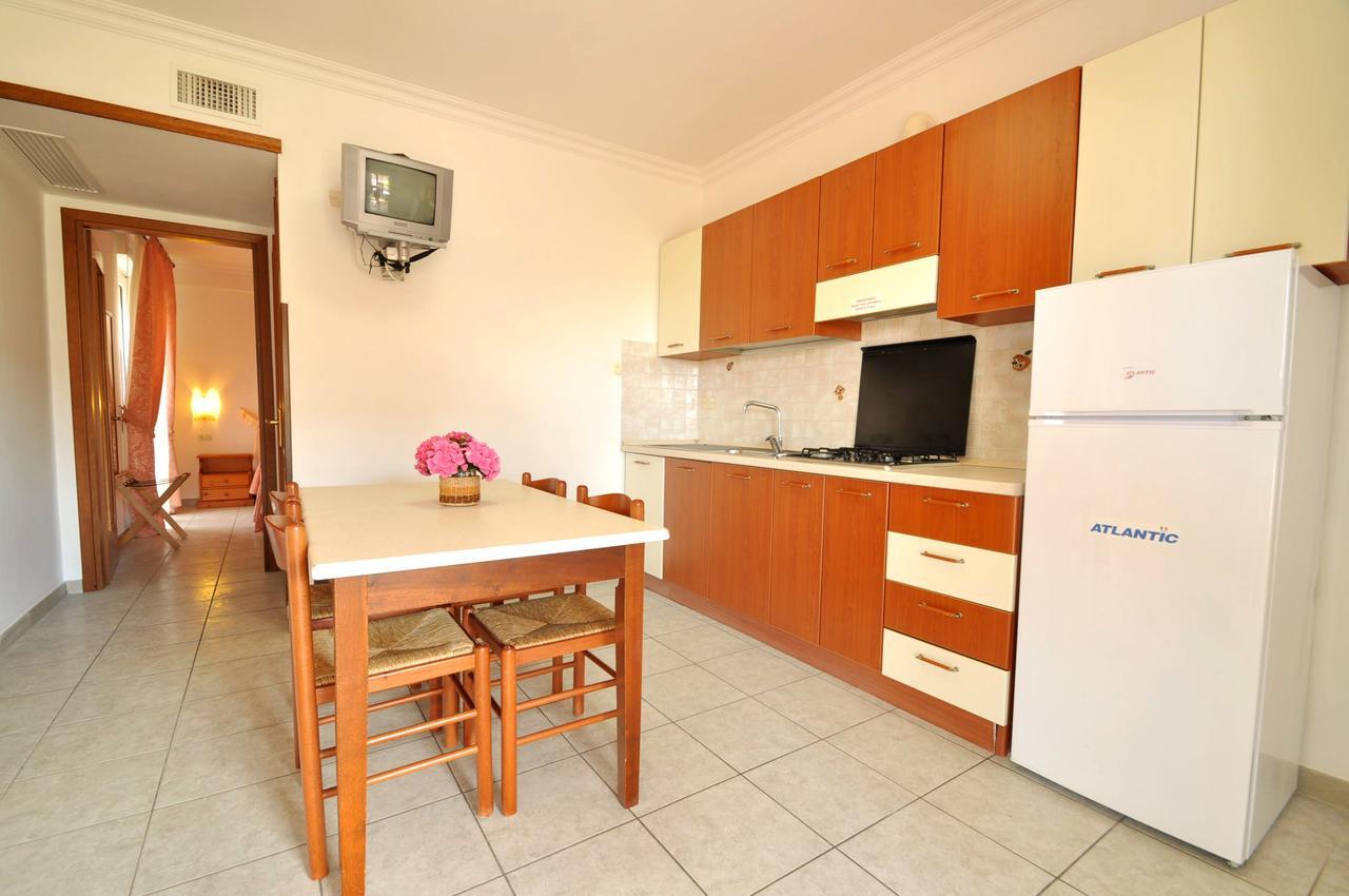 Residence Mezzaluna 卡洛维诺 外观 照片