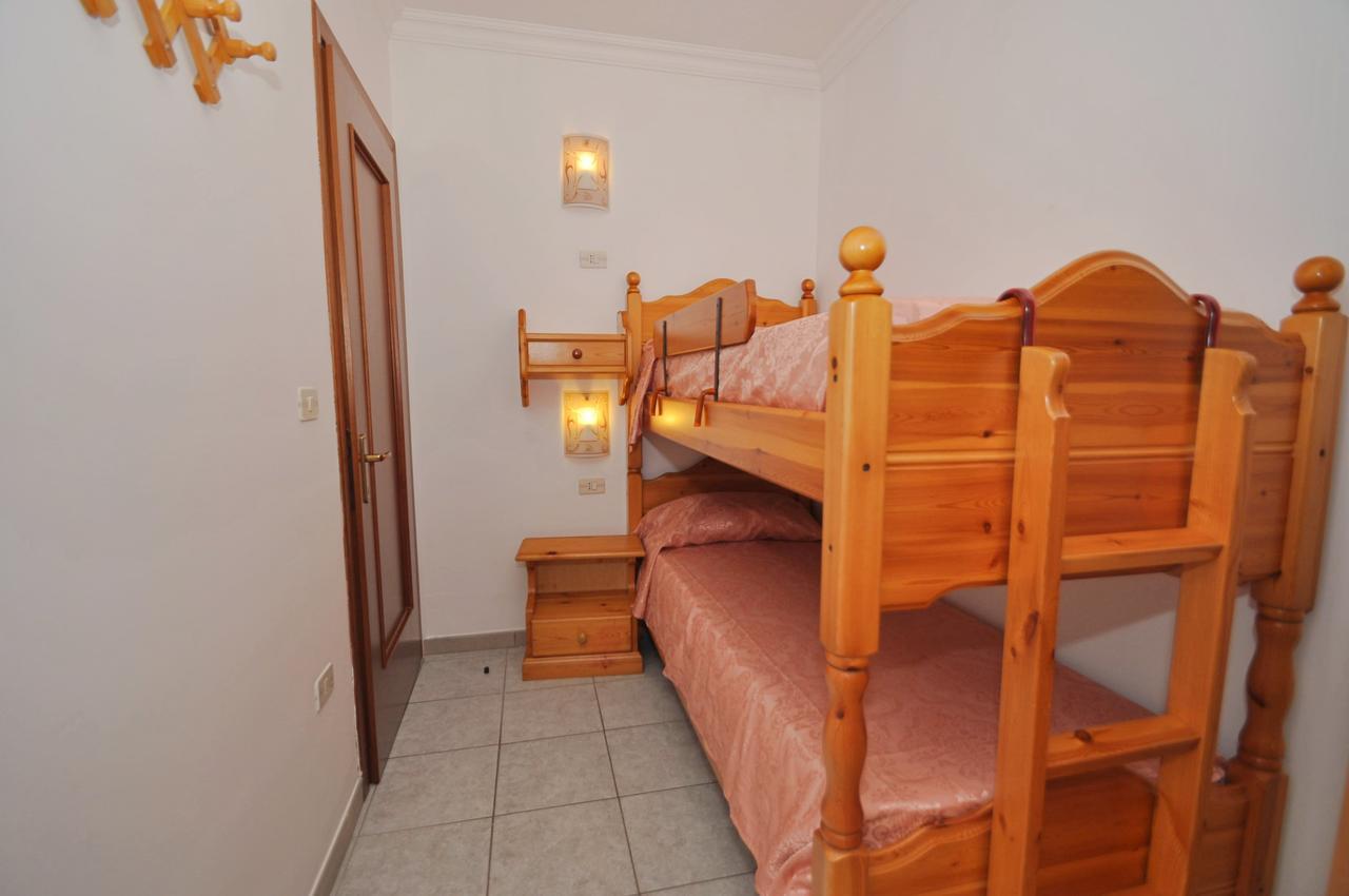 Residence Mezzaluna 卡洛维诺 外观 照片