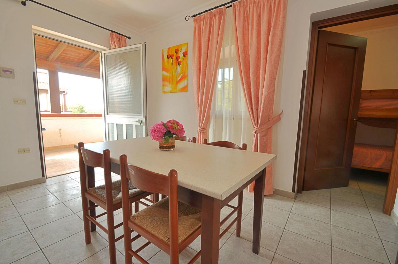 Residence Mezzaluna 卡洛维诺 外观 照片